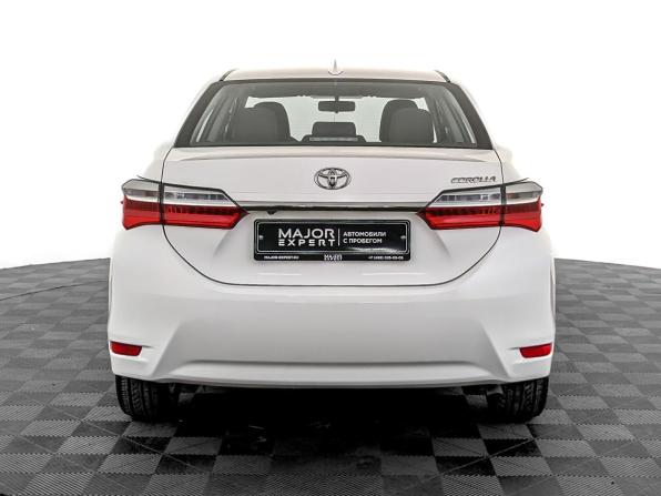 Toyota Corolla XI (E160 E170 E180) Рестайлинг 1 с пробегом 2017 года, цена 1 765 000 рублей, 81962 км, седан, Автокод Объявления