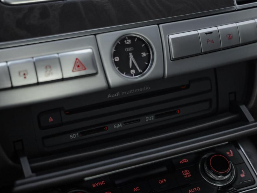 Audi A8 III (D4) Санкт-Петербург  - изображение 18