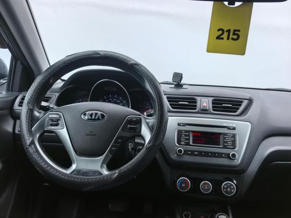 Kia Rio III Рестайлинг с пробегом 2017 года, цена 950 000 рублей, 182000 км, седан, Автокод Объявления
