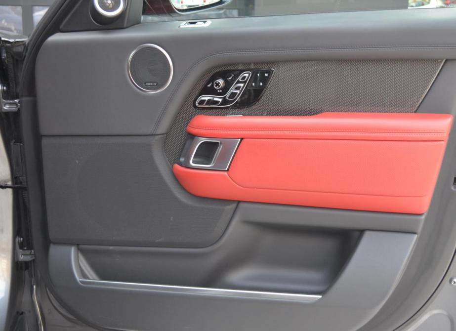 Land Rover Range Rover IV Рестайлинг Иркутск  - изображение 32