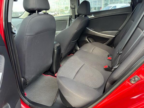 Hyundai Solaris I Рестайлинг с пробегом 2015 года, цена 945 000 рублей, 164631 км, седан, Автокод Объявления