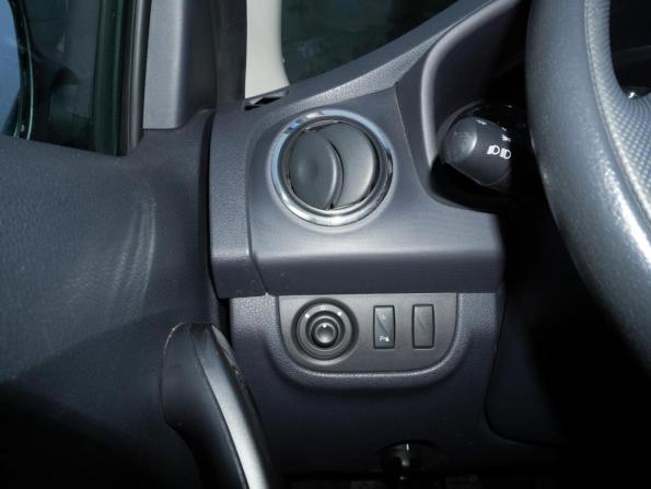 Renault Sandero II с пробегом 2014 года, цена 1 079 000 рублей, 29554 км, хэтчбек, Автокод Объявления