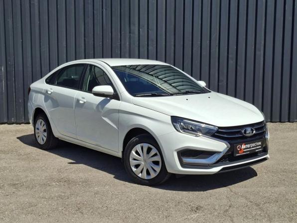Lada (ВАЗ) Vesta I Рестайлинг (NG) с пробегом 2024 года, цена 1 165 000 рублей, 28000 км, седан, Автокод Объявления
