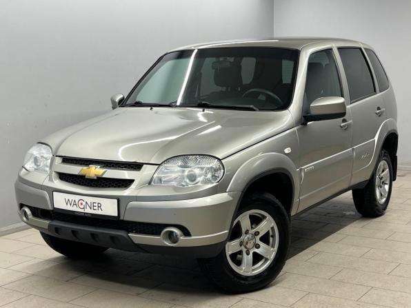 Chevrolet Niva I Рестайлинг с пробегом 2016 года, цена 555 000 рублей, 109247 км, внедорожник, Автокод Объявления