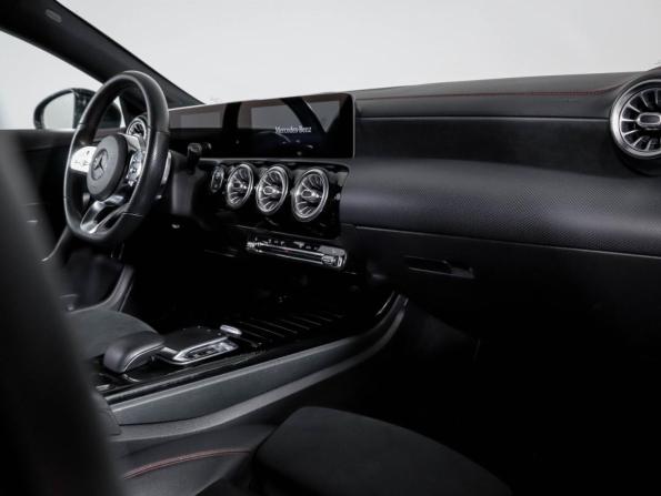 Mercedes-Benz CLA II (C118 X118) с пробегом 2019 года, цена 2 360 000 рублей, 108820 км, седан, Автокод Объявления