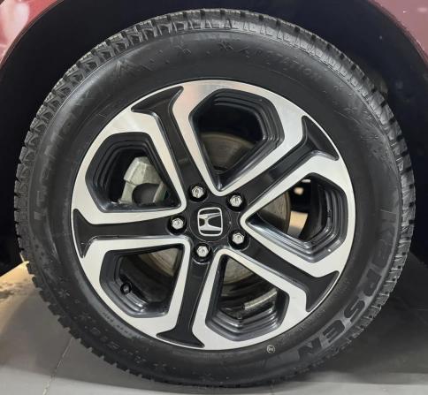 Honda Vezel I с пробегом 2015 года, цена 1 207 000 рублей, 189000 км, внедорожник, Автокод Объявления