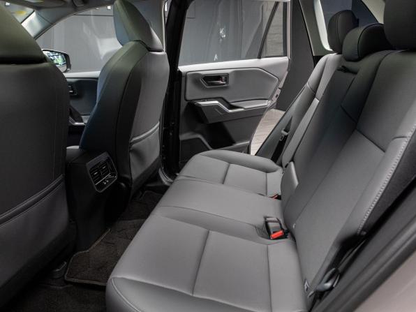 Toyota RAV4 VI (XA60) с пробегом 2026 года, цена 4 400 000 рублей, 1 км, внедорожник, Автокод Объявления