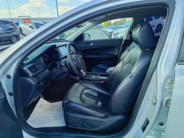 Kia Optima IV с пробегом 2017 года, цена 1 794 995 рублей, 171788 км, седан, Автокод Объявления