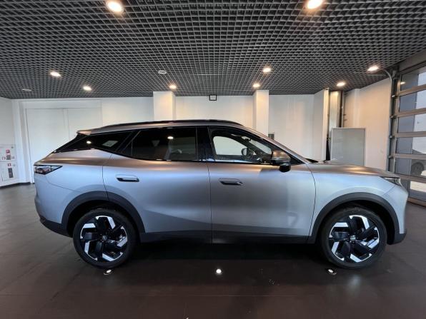 Omoda C7 с пробегом 2025 года, цена 2 880 000 рублей, 3801 км, внедорожник, Автокод Объявления