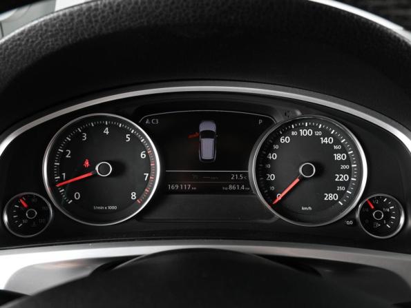 Volkswagen Touareg II с пробегом 2014 года, цена 2 349 000 рублей, 169117 км, внедорожник, Автокод Объявления