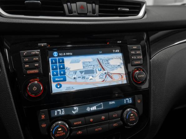 Nissan Qashqai II с пробегом 2016 года, цена 1 850 000 рублей, 61892 км, внедорожник, Автокод Объявления