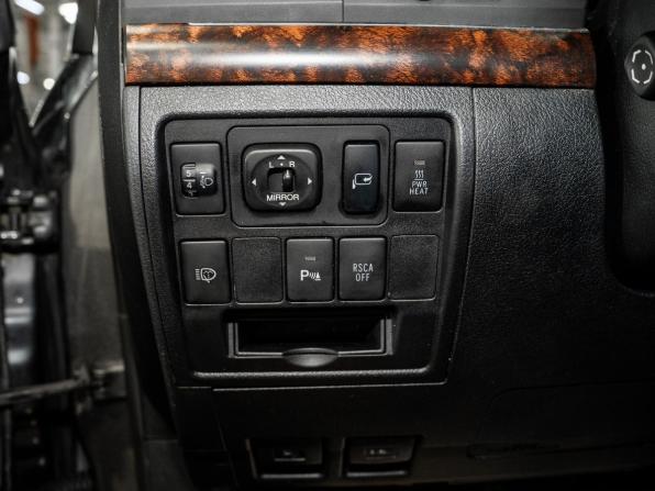Toyota Land Cruiser 200 Series с пробегом 2011 года, цена 3 750 000 рублей, 347500 км, внедорожник, Автокод Объявления