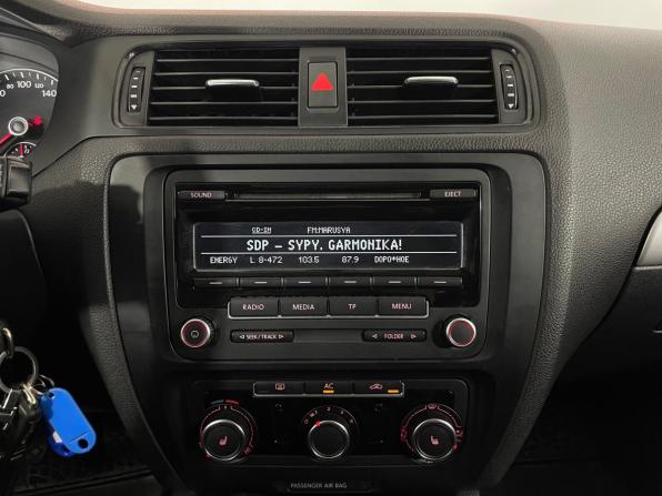 Volkswagen Jetta VI с пробегом 2011 года, цена 867 000 рублей, 212870 км, седан, Автокод Объявления
