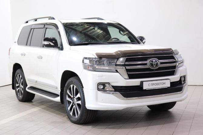 Toyota Land Cruiser 200 Series Рестайлинг 2 с пробегом 2019 года, цена 7 370 000 рублей, 220610 км, внедорожник, Автокод Объявления