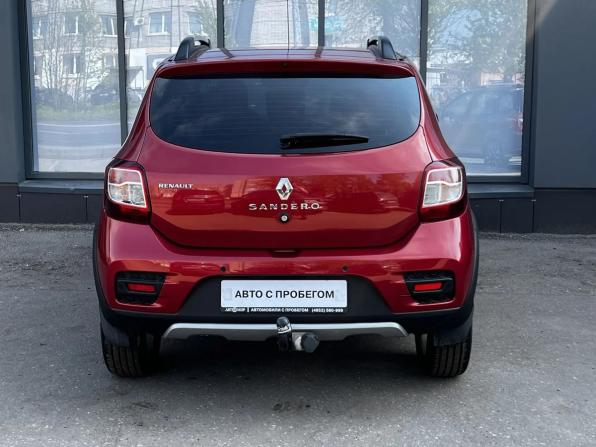 Renault Sandero II с пробегом 2016 года, цена 999 000 рублей, 84512 км, хэтчбек, Автокод Объявления