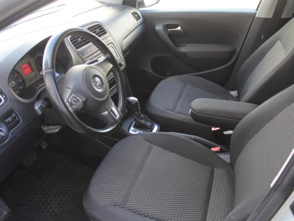 Volkswagen Polo V с пробегом 2013 года, цена 820 000 рублей, 116130 км, седан, Автокод Объявления