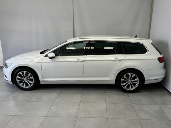 Volkswagen Passat B8 с пробегом 2015 года, цена 1 648 000 рублей, 125014 км, седан, Автокод Объявления
