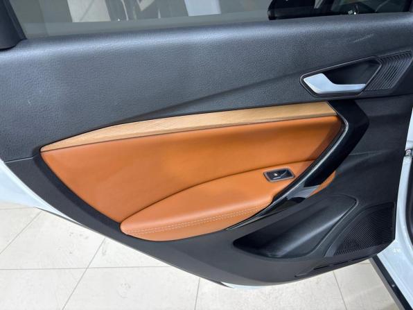 Lada (ВАЗ) Vesta I Рестайлинг (NG) с пробегом 2024 года, цена 1 350 000 рублей, 33922 км, седан, Автокод Объявления