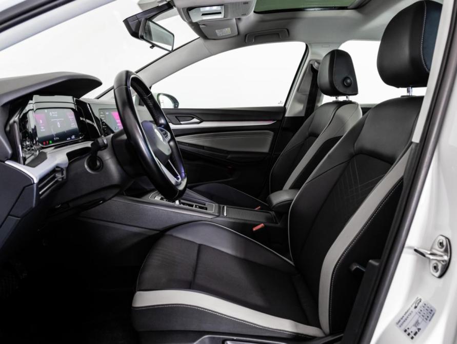 Volkswagen Golf VIII Санкт-Петербург  - изображение 22