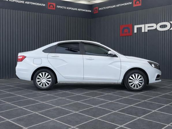 Lada (ВАЗ) Vesta I с пробегом 2020 года, цена 997 000 рублей, 108328 км, седан, Автокод Объявления