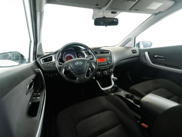 Kia Ceed II Рестайлинг с пробегом 2016 года, цена 1 144 000 рублей, 115567 км, хэтчбек, Автокод Объявления