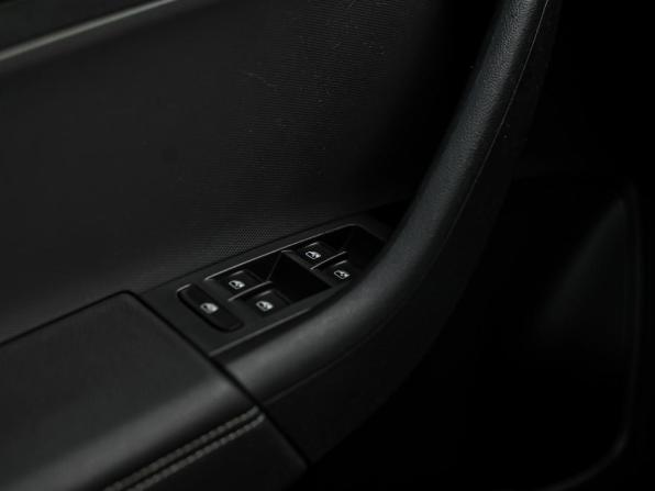 Skoda Rapid I Рестайлинг с пробегом 2018 года, цена 990 001 рубль, 120595 км, лифтбек, Автокод Объявления