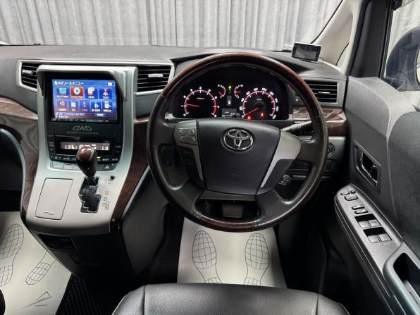 Toyota Vellfire I с пробегом 2011 года, цена 2 650 000 рублей, 190113 км, минивэн, Автокод Объявления