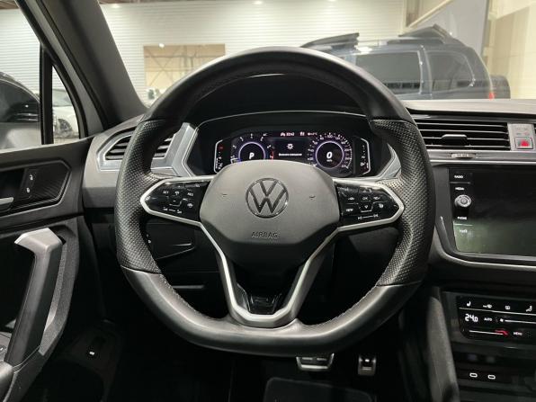Volkswagen Tiguan II Рестайлинг с пробегом 2021 года, цена 3 450 000 рублей, 190741 км, внедорожник, Автокод Объявления