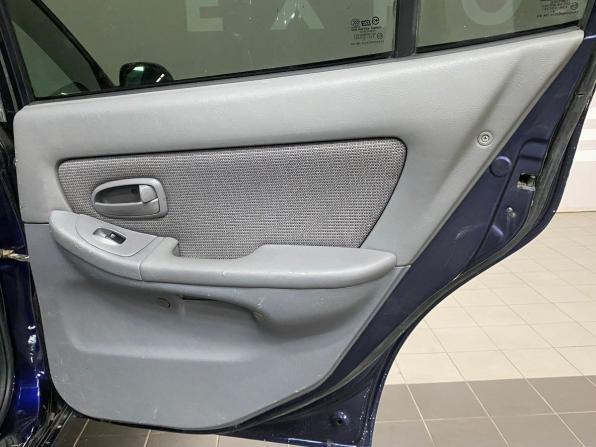 Hyundai Elantra III (XD2) Рестайлинг с пробегом 2004 года, цена 300 000 рублей, 441537 км, седан, Автокод Объявления