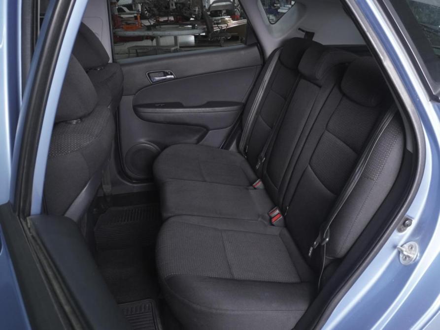 Hyundai i30 I Рестайлинг Ростов-на-Дону  - изображение 9