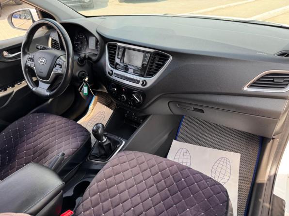 Hyundai Solaris II с пробегом 2018 года, цена 1 200 000 рублей, 126200 км, седан, Автокод Объявления