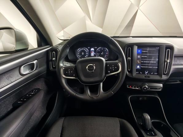 Volvo XC40 I с пробегом 2019 года, цена 2 489 000 рублей, 77836 км, внедорожник, Автокод Объявления