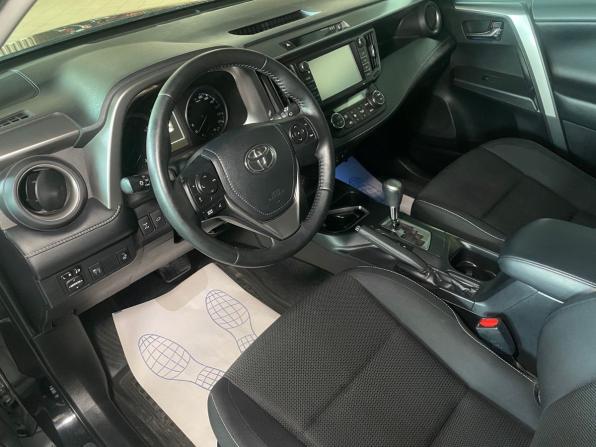 Toyota RAV4 IV (XA40) Рестайлинг с пробегом 2017 года, цена 2 445 000 рублей, 165819 км, внедорожник, Автокод Объявления