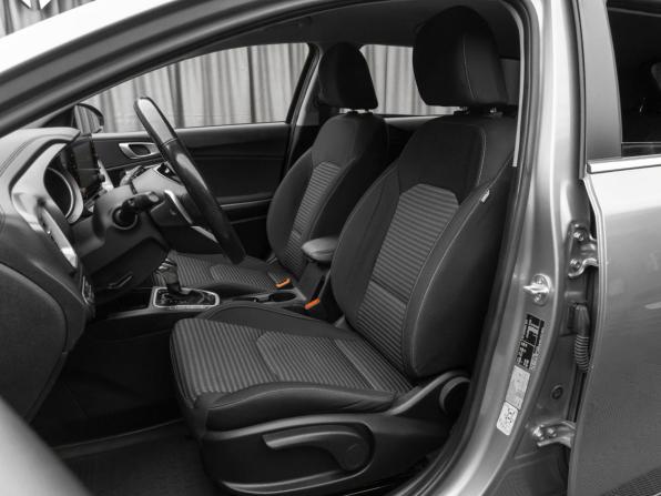 Kia Ceed III Рестайлинг с пробегом 2022 года, цена 2 320 000 рублей, 66782 км, универсал, Автокод Объявления