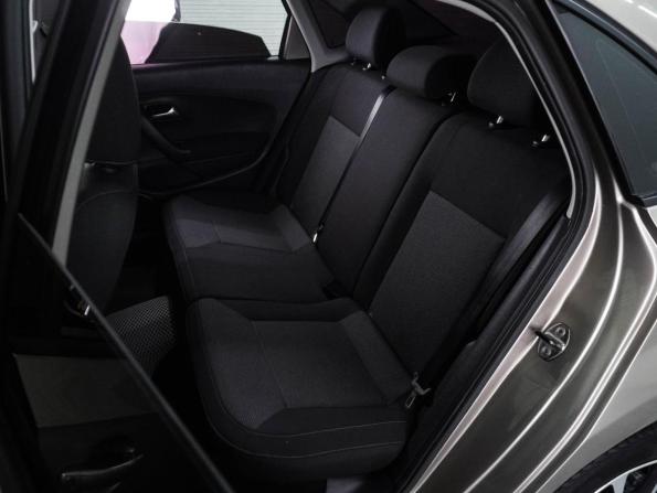 Volkswagen Polo V Рестайлинг с пробегом 2017 года, цена 1 097 000 рублей, 94590 км, седан, Автокод Объявления