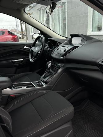 Ford Kuga II Рестайлинг с пробегом 2017 года, цена 1 870 000 рублей, 91266 км, внедорожник, Автокод Объявления