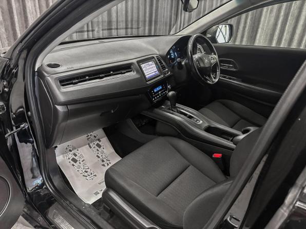 Honda Vezel I с пробегом 2017 года, цена 1 199 000 рублей, 180000 км, внедорожник, Автокод Объявления