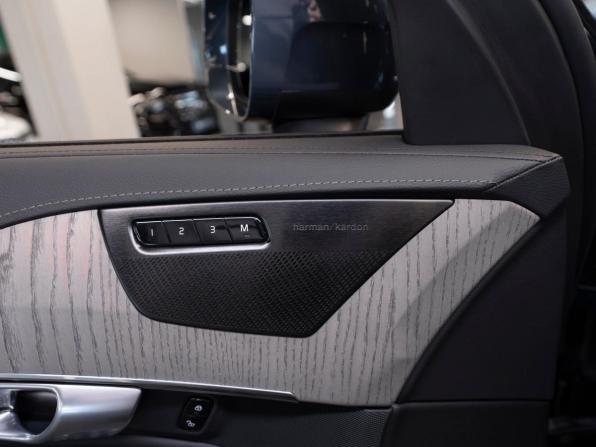 Volvo XC90 II Рестайлинг 1 с пробегом 2023 года, цена 6 880 000 рублей, 4650 км, внедорожник, Автокод Объявления