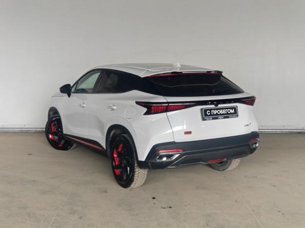 Omoda C5 I с пробегом 2022 года, цена 1 699 000 рублей, 67409 км, внедорожник, Автокод Объявления