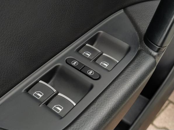 Volkswagen Touareg II с пробегом 2011 года, цена 2 300 000 рублей, 121635 км, внедорожник, Автокод Объявления