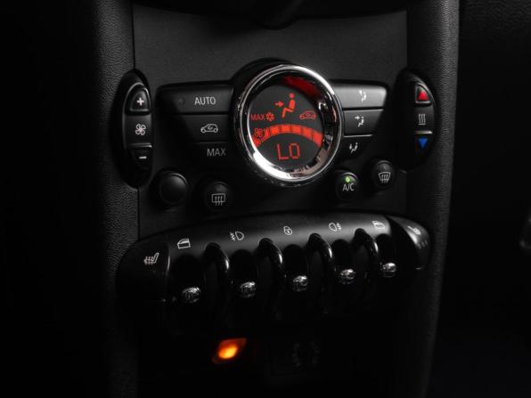 Mini Hatch II (R56) Рестайлинг с пробегом 2012 года, цена 1 279 000 рублей, 206905 км, хэтчбек, Автокод Объявления