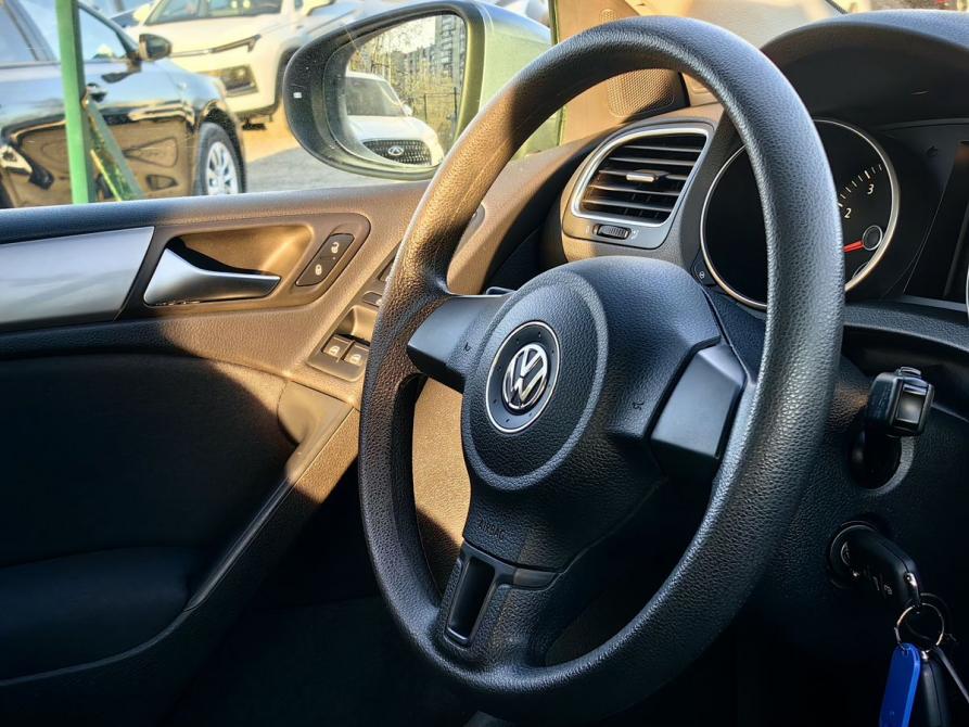 Volkswagen Golf VI Санкт-Петербург  - изображение 11
