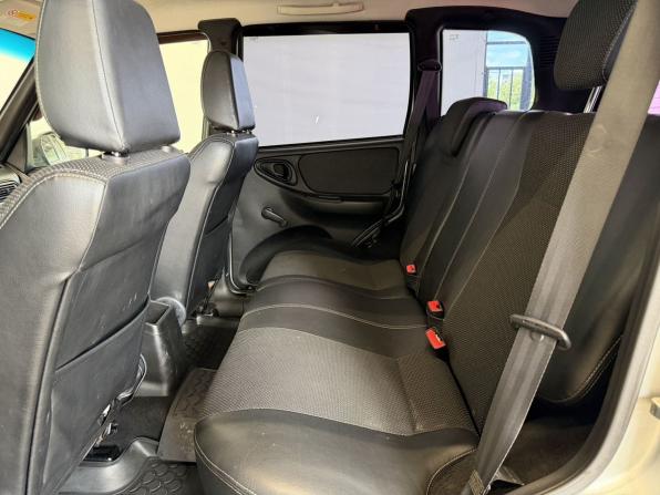 Chevrolet Niva I Рестайлинг с пробегом 2015 года, цена 660 000 рублей, 145000 км, внедорожник, Автокод Объявления