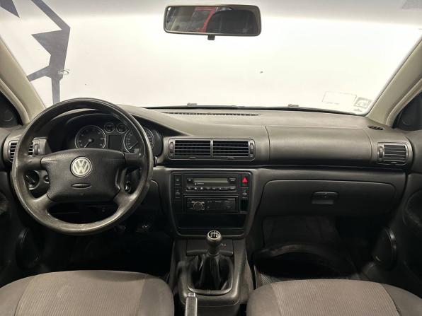 Volkswagen Passat B5 Рестайлинг с пробегом 2004 года, цена 369 900 рублей, 260647 км, седан, Автокод Объявления