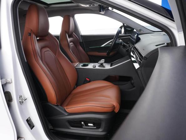 Omoda C5 I с пробегом 2022 года, цена 1 697 200 рублей, 35622 км, внедорожник, Автокод Объявления