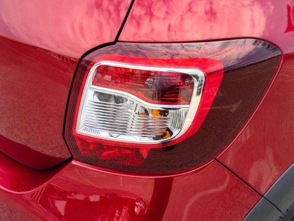 Renault Sandero II Рестайлинг с пробегом 2019 года, цена 1 100 000 рублей, 72000 км, хэтчбек, Автокод Объявления