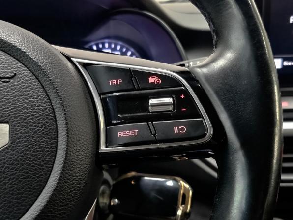 Kia Cerato IV Рестайлинг с пробегом 2021 года, цена 1 815 000 рублей, 104731 км, седан, Автокод Объявления