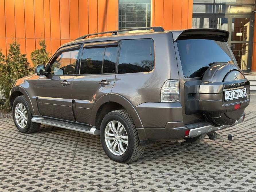 Mitsubishi Pajero IV Рестайлинг 1 Москва  - изображение 4