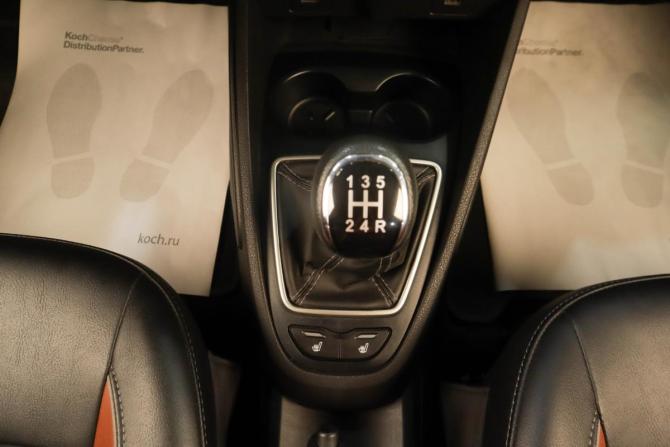Lada (ВАЗ) Vesta I Рестайлинг (NG) с пробегом 2023 года, цена 1 369 000 рублей, 30500 км, седан, Автокод Объявления