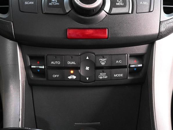 Honda Accord VIII с пробегом 2008 года, цена 1 080 000 рублей, 293937 км, седан, Автокод Объявления